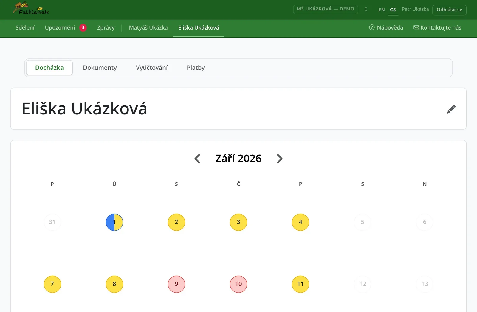 Kalendář dítěte s barevně označenými dny